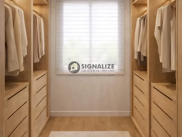 Casa com 360m² 3 quartos e 4 banheiros, à venda, no bairro Ogiva em Cabo Frio