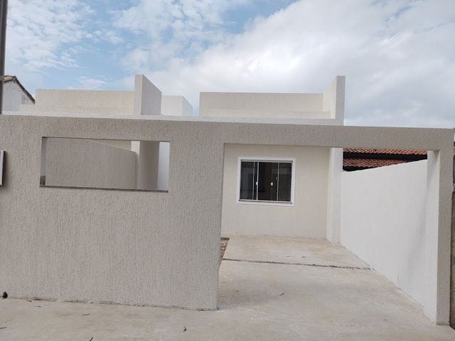 Casa com 180m² 2 quartos e 1 banheiro, à venda, no bairro Jardim Arco Íris em São Pedro da Aldeia