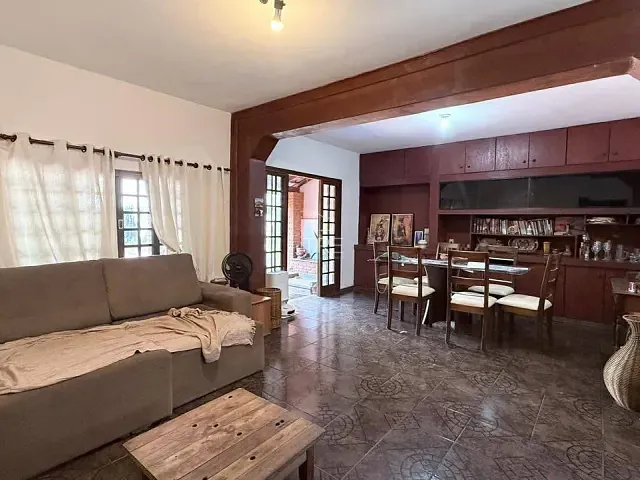 Casa 2 quartos e 1 banheiro, à venda, no bairro Barão Geraldo em Campinas