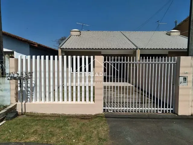 Casa com 225m² 3 quartos e 1 banheiro, à venda, no bairro Capela Velha em Araucária