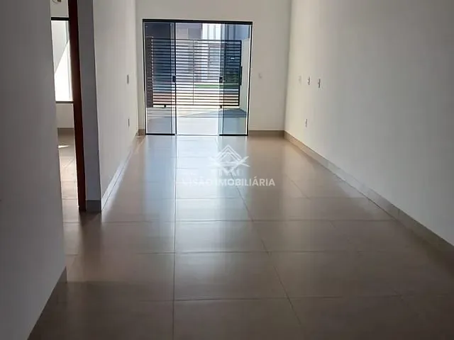 Casa com 116m² 1 quarto e 1 banheiro, à venda, no bairro Parque do Lago em Sinop