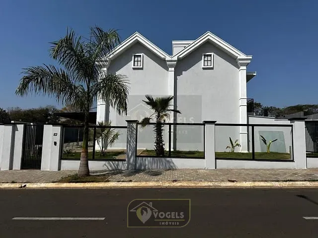 Casa 2 quartos e 3 banheiros, à venda, no bairro Jardim das Tulipas em Holambra