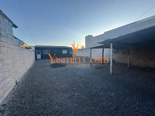 Casa com 199m² 1 quarto e 1 banheiro, à venda, no bairro Santa Edwirges em Cambuí