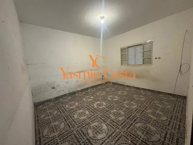 Casa com 199m² 1 quarto e 1 banheiro, à venda, no bairro Santa Edwirges em Cambuí