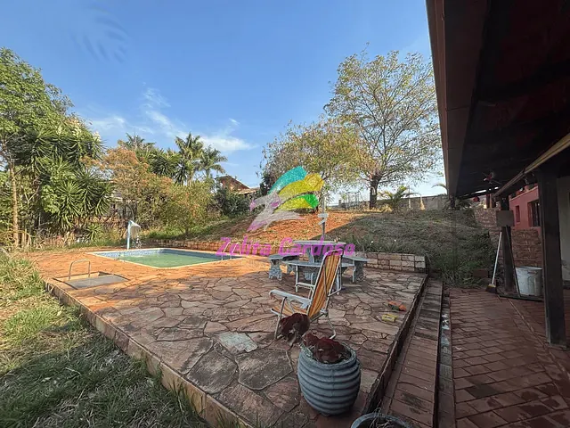 Casa com 2000m² 8 quartos e 3 banheiros, à venda, no bairro Condomínio Vale do Ouro em Ribeirão das Neves