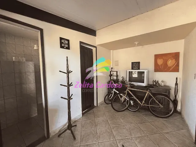 Casa com 2000m² 8 quartos e 3 banheiros, à venda, no bairro Condomínio Vale do Ouro em Ribeirão das Neves