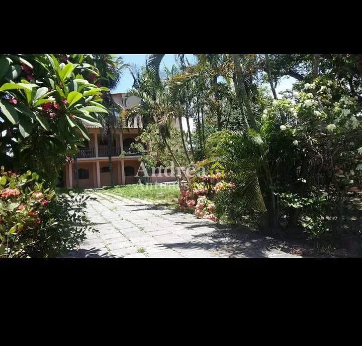 Casa, 6 quartos, 170 m² - Foto 1