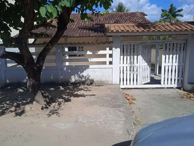 Casa com 360m² 3 quartos e 3 banheiros, à venda, no bairro Cidade Praiana em Rio das Ostras