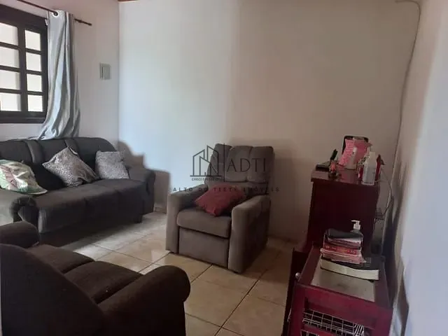Casa com 470m² 3 quartos e 1 banheiro, à venda, no bairro Vila São Paulo em Mogi das Cruzes