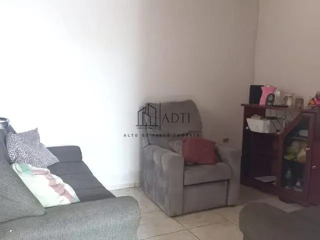 Casa com 470m² 3 quartos e 1 banheiro, à venda, no bairro Vila São Paulo em Mogi das Cruzes