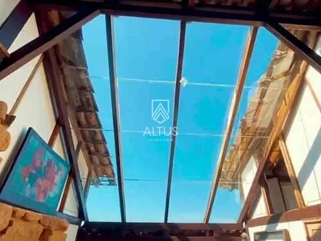 Casa 6 quartos e 8 banheiros, à venda, no bairro Ubatuba em Ubatuba