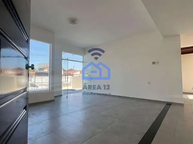 Sobrado com 336m² 4 quartos e 4 banheiros, à venda, no bairro Jardim Primavera em Caraguatatuba