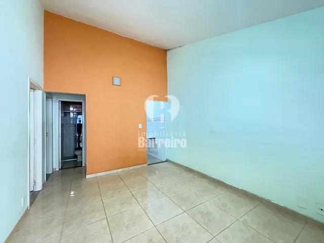 Casa 2 quartos e 1 banheiro, à venda, no bairro Independência (Barreiro) em Belo Horizonte