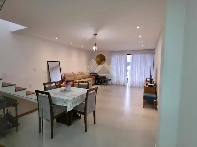 Casa 3 quartos e 3 banheiros, para alugar, no bairro Santa Catarina em Juiz de Fora