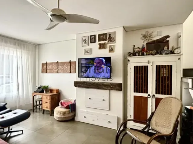 Casa 3 quartos e 3 banheiros, à venda, no bairro Rondônia em Novo Hamburgo