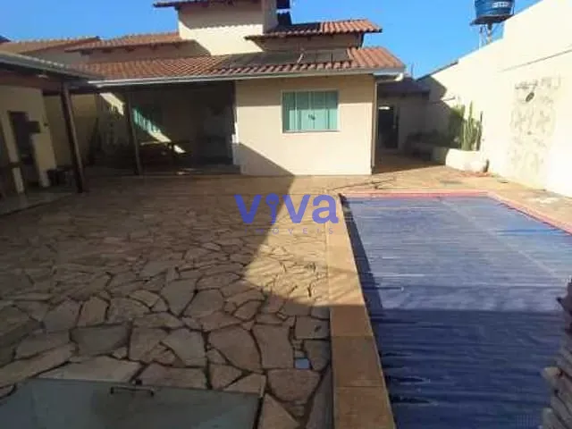 Casa com 440m² 3 quartos e 1 banheiro, à venda, no bairro Parque Real de Goiânia em Aparecida de Goiânia