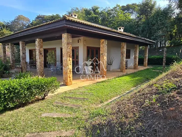 Casa com 2771m² 5 quartos e 6 banheiros, à venda ou para alugar, no bairro Condomínio Terras de São José em Itu