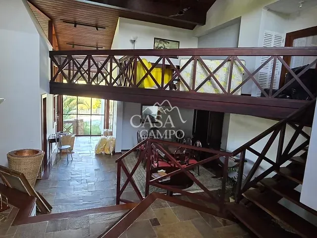 Casa com 2771m² 5 quartos e 6 banheiros, à venda ou para alugar, no bairro Condomínio Terras de São José em Itu