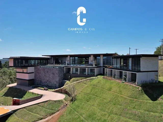 Casa com 6605m² 11 quartos e 13 banheiros, à venda, no bairro Gran Ville em Campos do Jordão