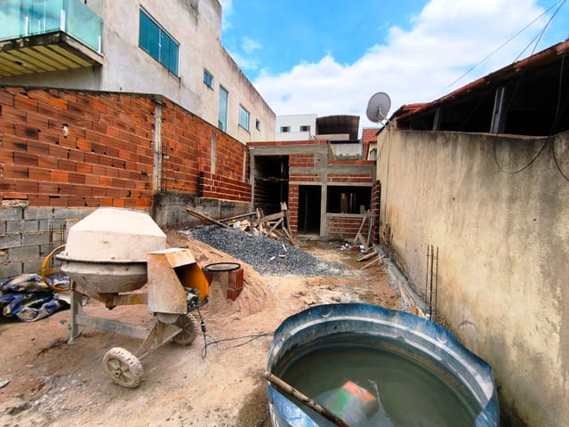 Casa com 80m² 3 quartos e 2 banheiros, à venda, no bairro Vale do Sol II em Governador Valadares