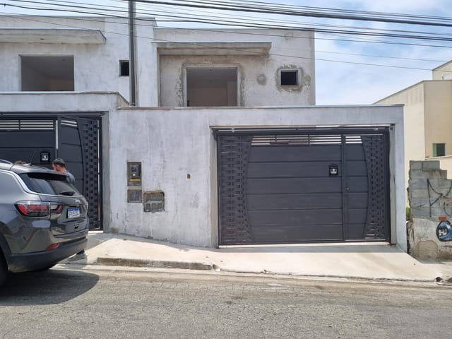Casa 3 quartos e 1 banheiro, à venda, no bairro Vila Suissa em Mogi das Cruzes