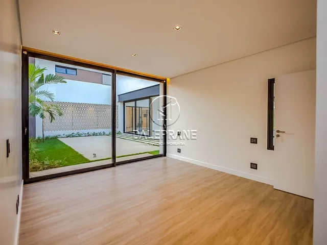 Casa com 1900m² 5 quartos e 8 banheiros, à venda, no bairro Setor de Habitações Individuais Norte em Brasília