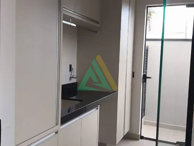 Casa com 373m² 3 quartos e 2 banheiros, à venda, no bairro Jardim Residencial Califórnia em Estiva Gerbi