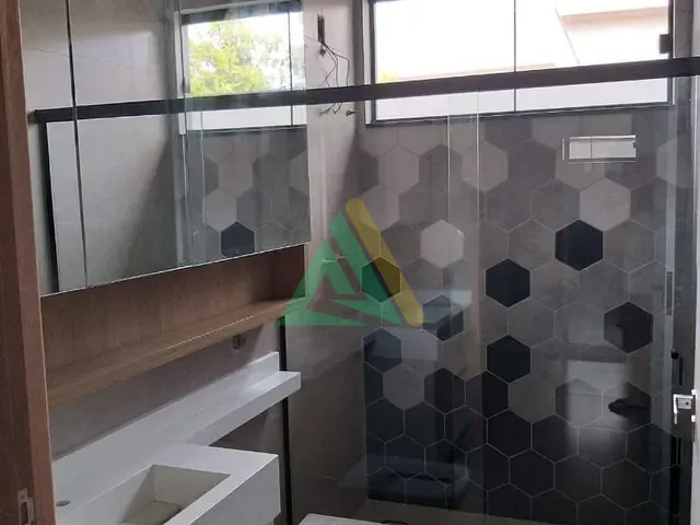 Casa com 373m² 3 quartos e 2 banheiros, à venda, no bairro Jardim Residencial Califórnia em Estiva Gerbi