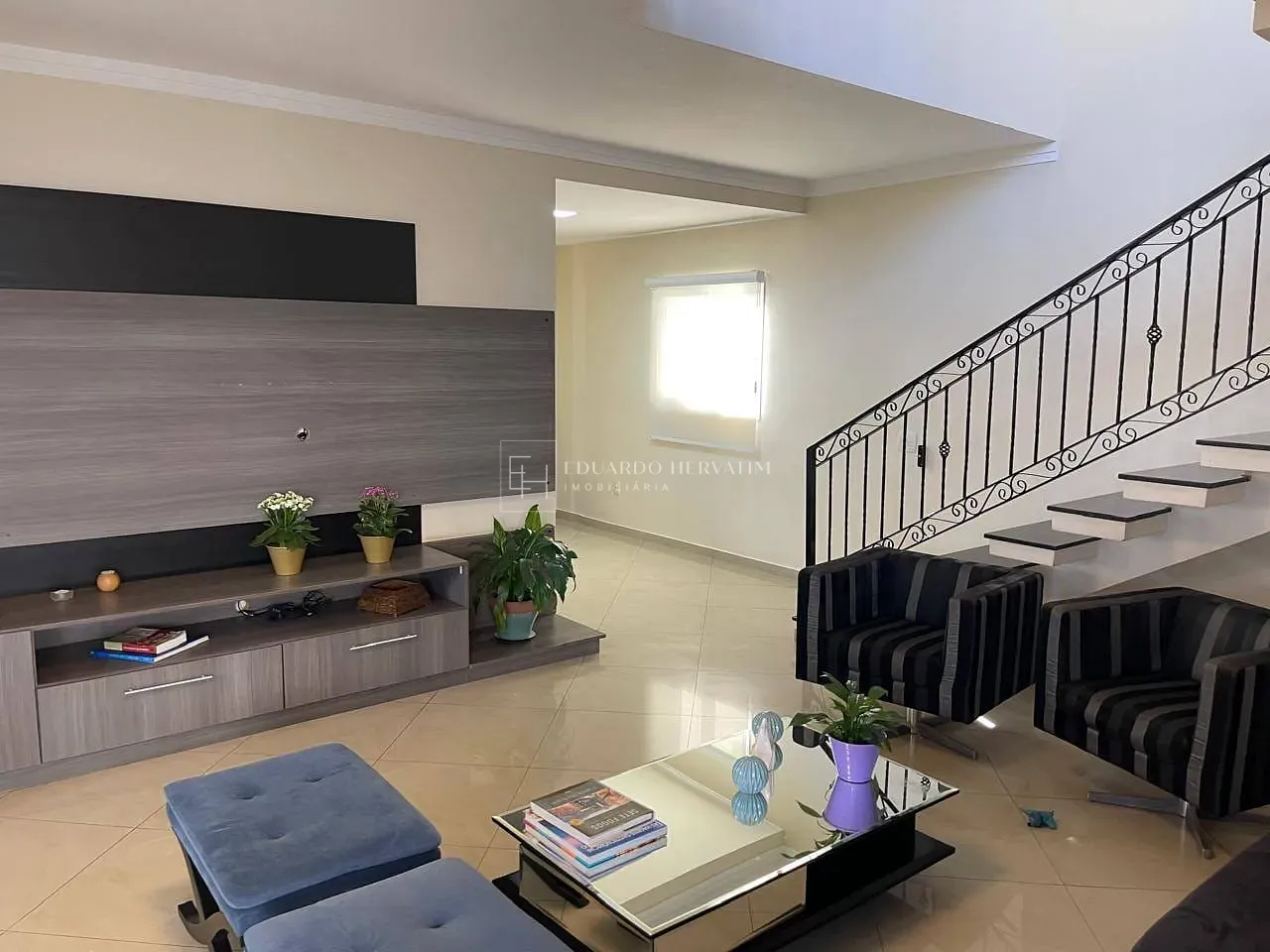 Casa, 3 quartos, 250 m² - Foto 23