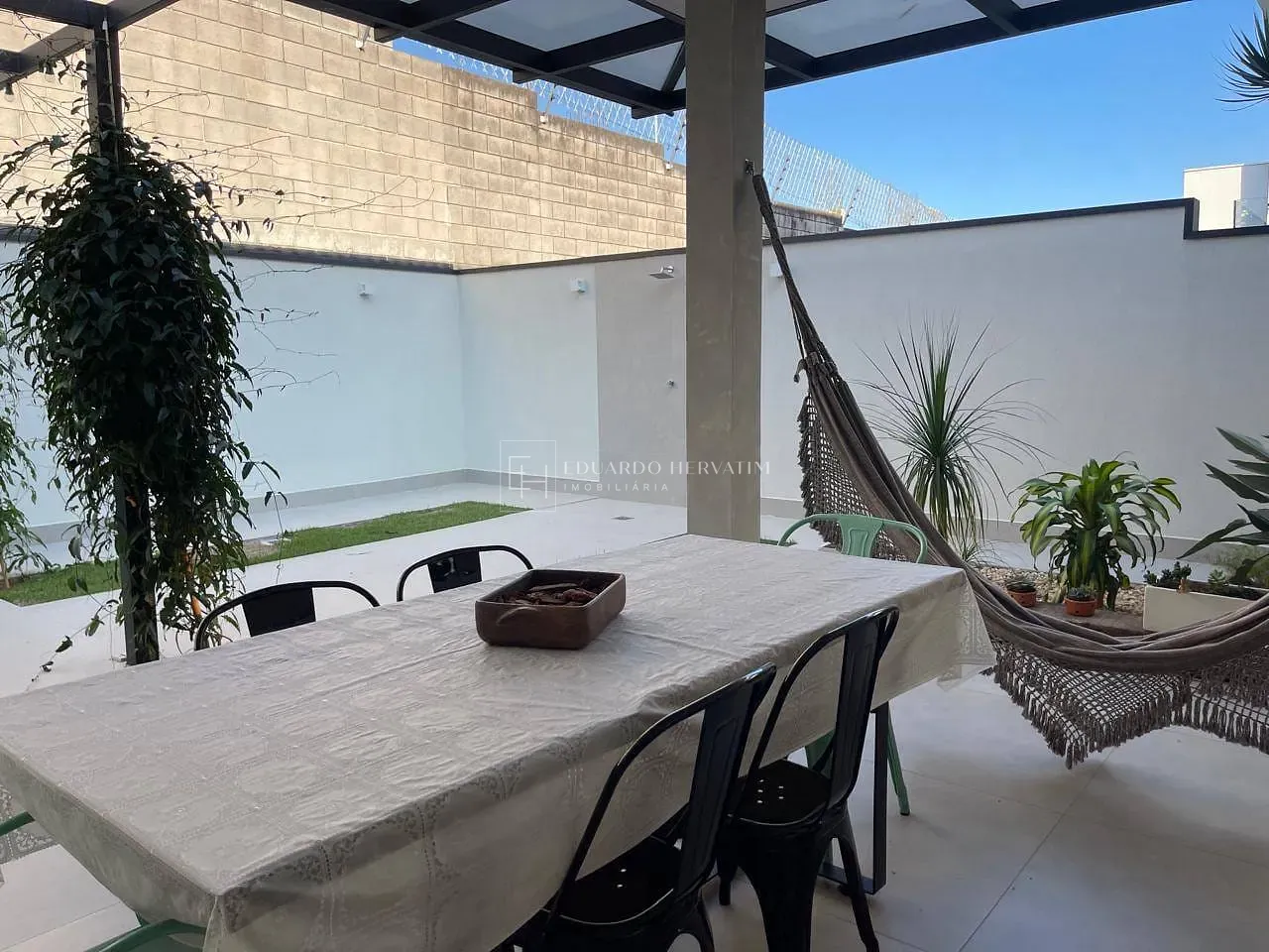 Casa, 3 quartos, 250 m² - Foto 30