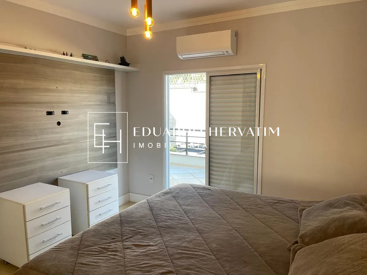 Casa, 3 quartos, 250 m² - Foto 8