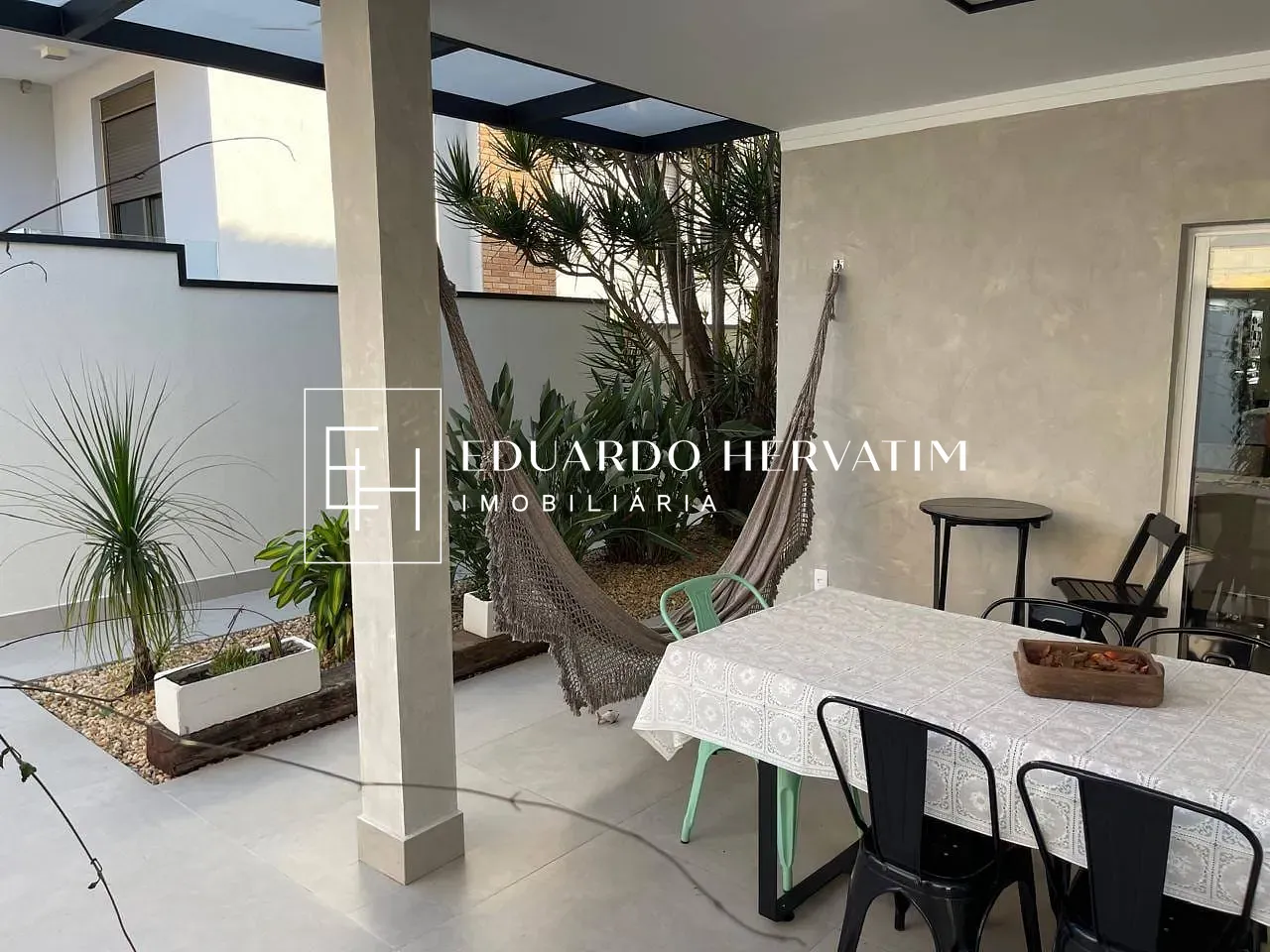 Casa, 3 quartos, 250 m² - Foto 32