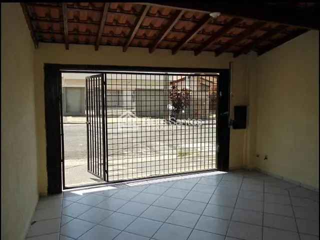 Casa com 297m² 5 quartos e 3 banheiros, à venda, no bairro Vila Santa Maria em Americana