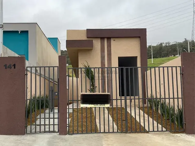 Casa com 60m² 2 quartos e 1 banheiro, à venda, no bairro Chácara Roselândia em Cotia