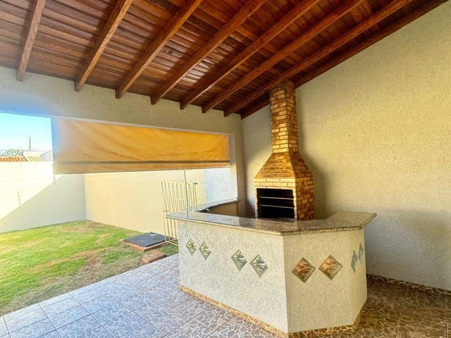 Casa com 362m² 2 quartos e 1 banheiro, à venda, no bairro Parque Alvorada em Dourados