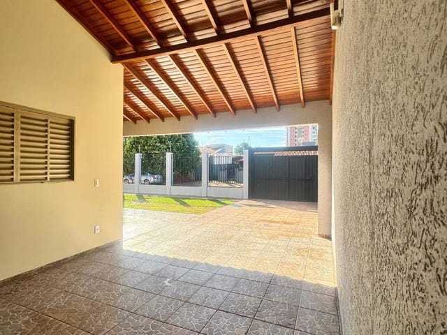 Casa com 362m² 2 quartos e 1 banheiro, à venda, no bairro Parque Alvorada em Dourados