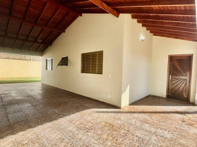 Casa com 362m² 2 quartos e 1 banheiro, à venda, no bairro Parque Alvorada em Dourados