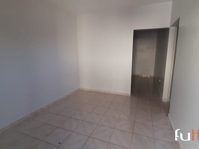 Casa 2 quartos e 1 banheiro, para alugar, no bairro Jardim Ipanema em Trindade