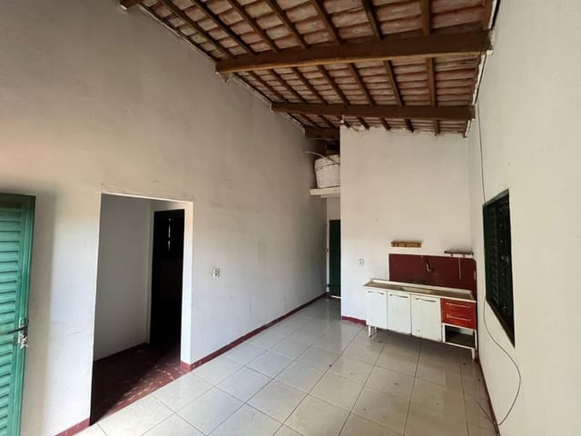 Casa com 450m² 2 quartos e 1 banheiro, à venda ou para alugar, no bairro Residencial Buena Vista II em Goiânia