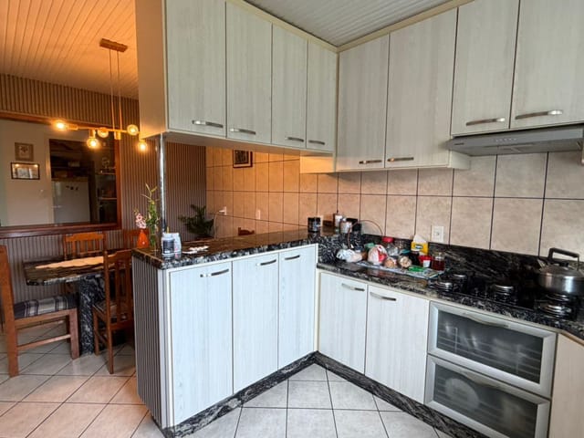 Casa com 250m² 4 quartos e 3 banheiros, à venda, no bairro Santa Cruz em Nova Prata