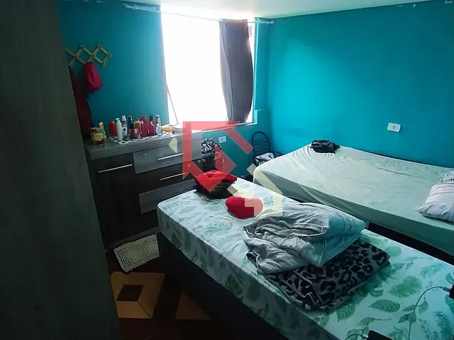 Casa 3 quartos e 2 banheiros, à venda, no bairro Jardim Zaira em Mauá
