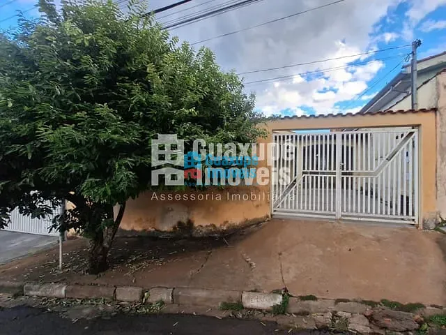 Casa com 250m² 3 quartos e 1 banheiro, à venda, no bairro Parque dos Munícipios I em GUAXUPÉ