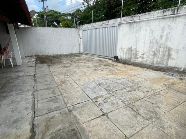 Casa com 228m² 3 quartos e 3 banheiros, à venda, no bairro Ponto Novo em Aracaju