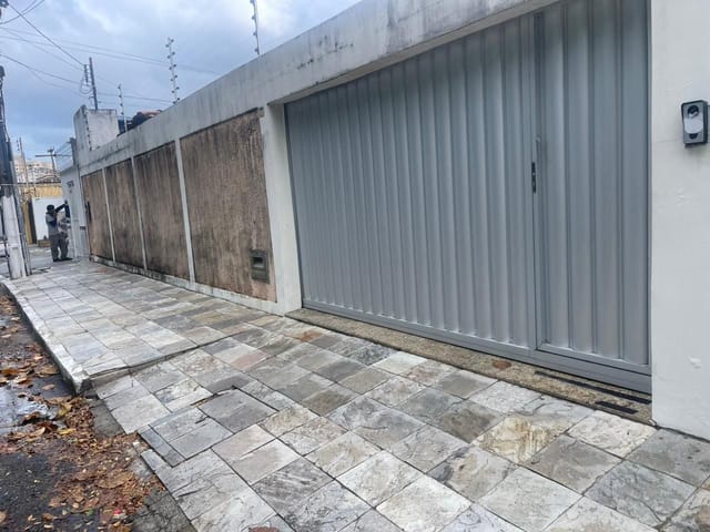 Casa com 228m² 3 quartos e 3 banheiros, à venda, no bairro Ponto Novo em Aracaju