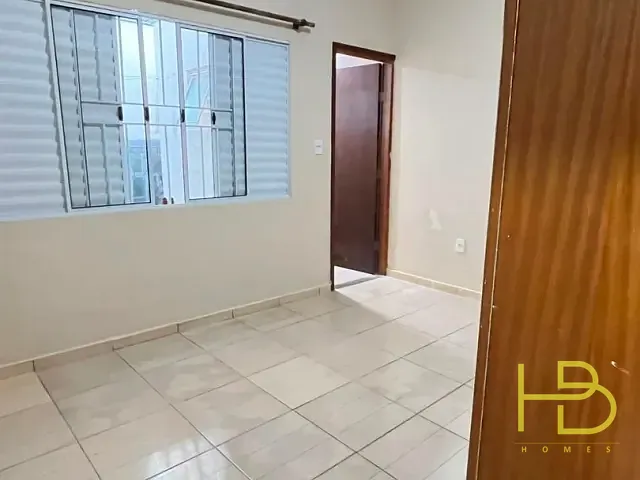 Casa 2 quartos e 2 banheiros, para alugar, no bairro Jardim Prestes de Barros em Sorocaba
