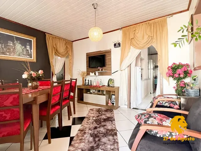 Casa com 180m² 3 quartos e 2 banheiros, à venda ou para alugar, no bairro Centro em Passo Fundo