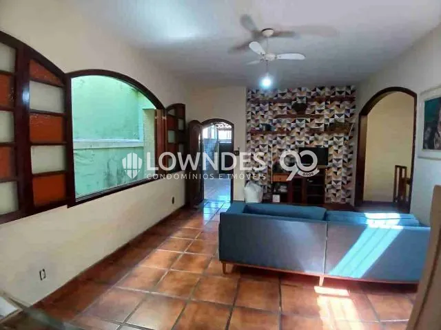 Casa 2 quartos e 4 banheiros, à venda, no bairro Penha em Rio de Janeiro