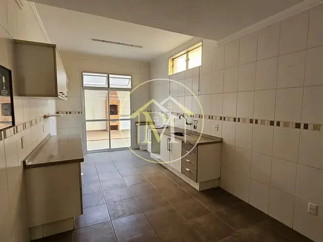 Casa com 244m² 3 quartos e 3 banheiros, à venda, no bairro Centro em Sorocaba