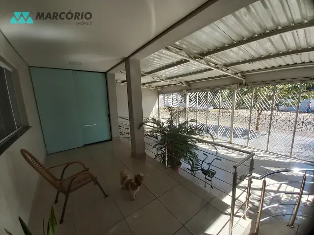 Casa 3 quartos e 5 banheiros, à venda, no bairro Setor Leste Vila Nova em Goiânia