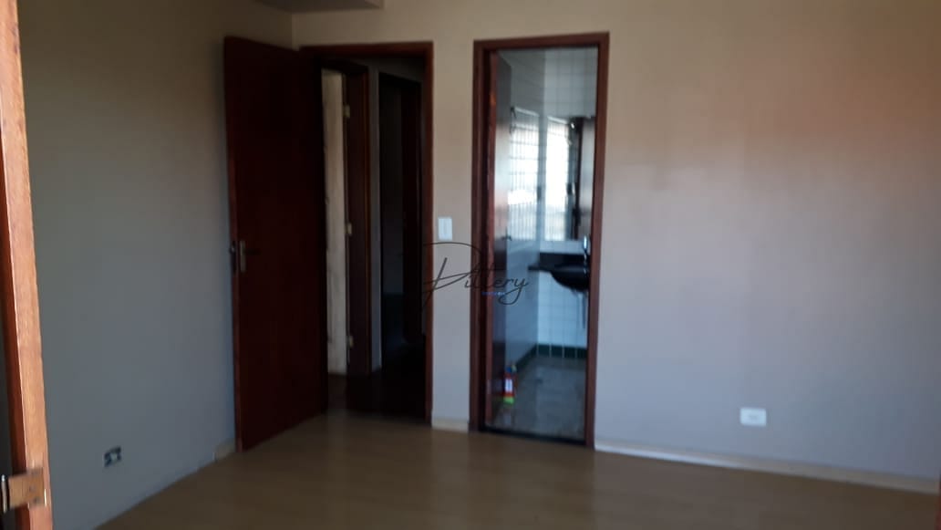 Casa à venda com 4 quartos, 292m² - Foto 16